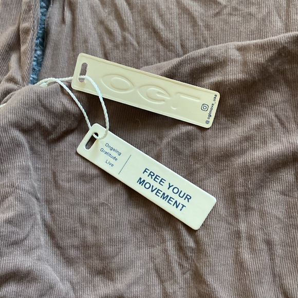 OGL square neck sleeveless tank with ruched sides - Picture 7 of 7